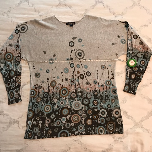 Sweater top in grey with pattern - Picture 3 of 3